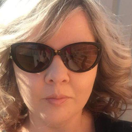 Je suis ici pour trouver l'amour et retrouver le sourire.