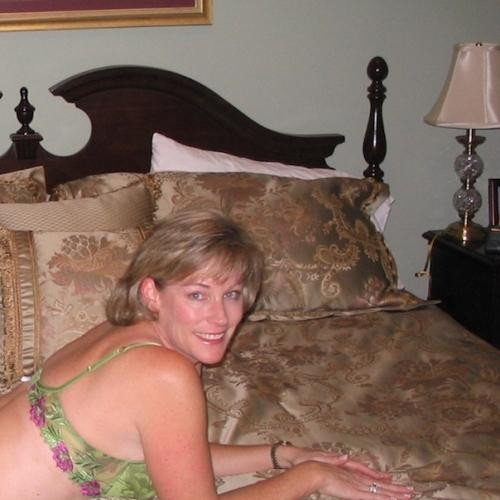 Femme divorcée cherche bel homme!